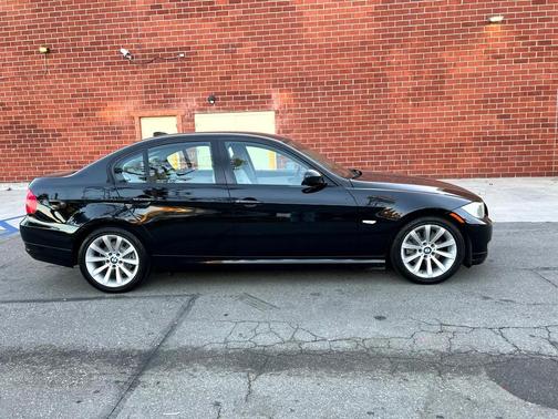 2011 BMW 328 328i SA SULEV