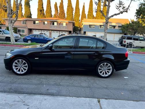 2011 BMW 328 328i SA SULEV
