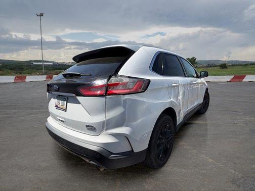 Oxford White 2020 Ford Edge SEL