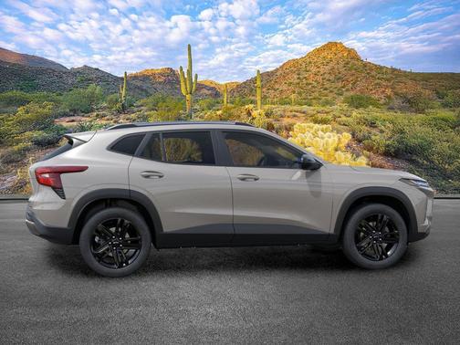 White Sands 2026 Chevrolet Trax FWD ACTIV