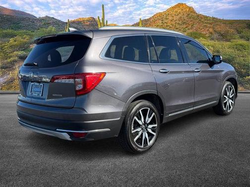 2019 Honda Pilot Touring 8-Passenger