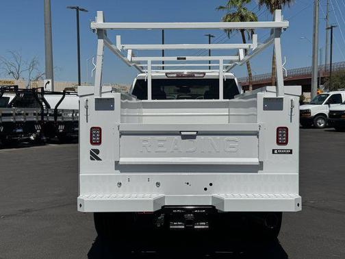 2025 Chevrolet Silverado 3500 WT