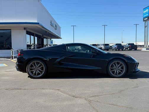 2026 Chevrolet Corvette Stingray w/2LT