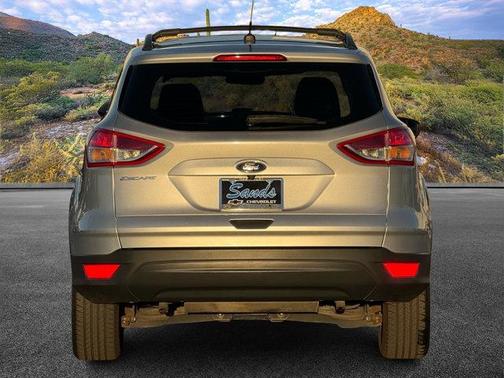 2016 Ford Escape S