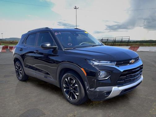 Mosaic Black Metallic 2023 Chevrolet Trailblazer LT