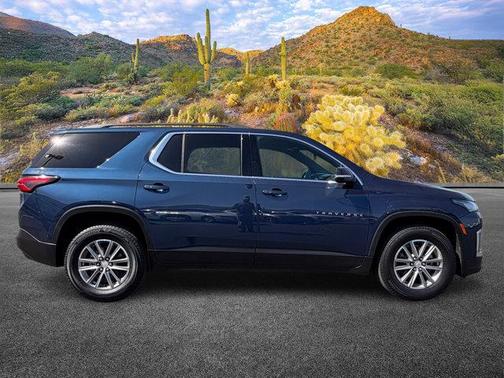 Northsky Blue Metallic 2023 Chevrolet Traverse LT Cloth