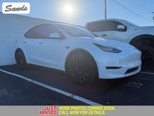 2022 Tesla Model Y Long Range Dual Motor All-Wheel Drive