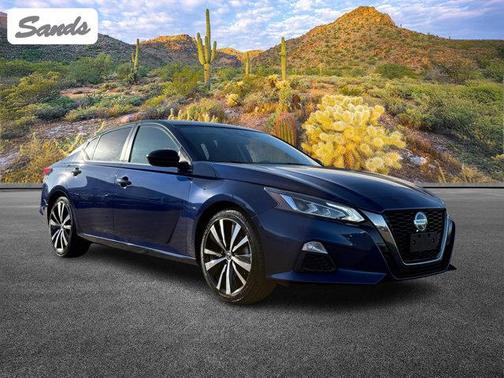 2021 Nissan Altima SR FWD