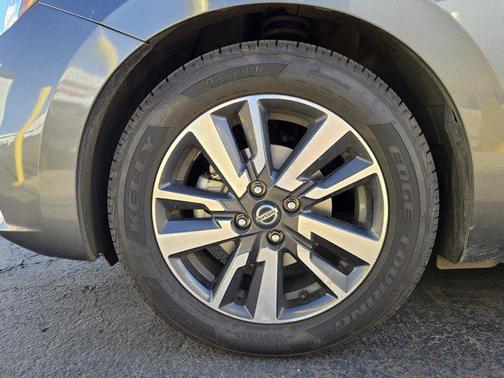 2021 Nissan Versa 1.6 SV