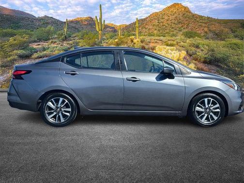 2021 Nissan Versa 1.6 SV