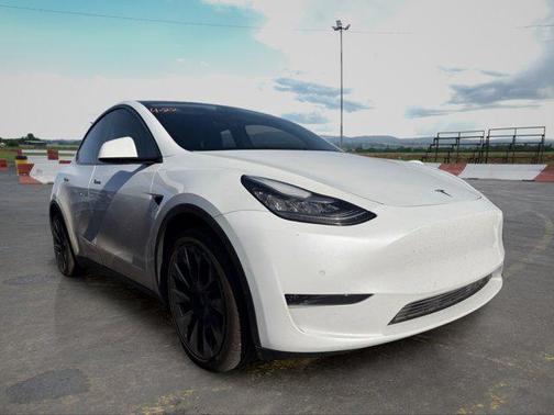 Pearl White Multi-Coat 2020 Tesla Model Y Long Range Dual Motor All-Wheel Drive