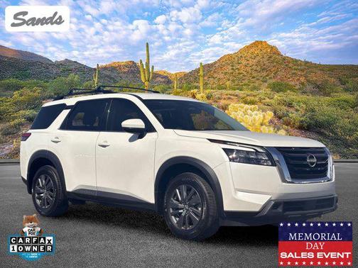 Pearl White Tricoat 2024 Nissan Pathfinder SV FWD