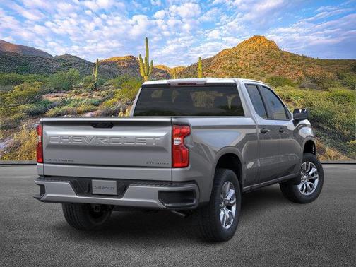 2025 Chevrolet Silverado 1500 Custom