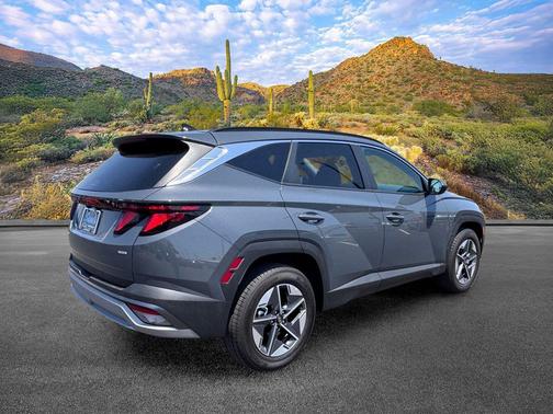 Ecotronic Gray 2025 Hyundai TUCSON SEL