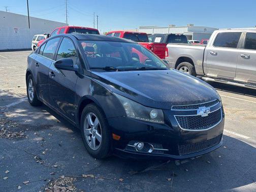 Black Granite Metallic 2014 Chevrolet Cruze 1LT