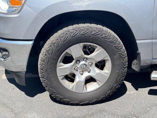 Billet Silver Metallic Clearcoat 2019 RAM 1500 Big Horn