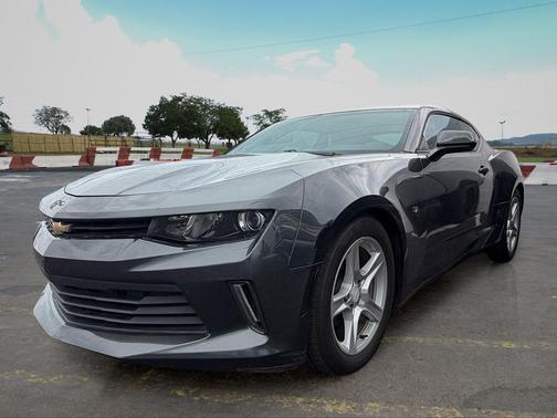 Gray Metallic 2018 Chevrolet Camaro 1LT