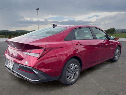 Ultimate Red 2024 Hyundai ELANTRA SEL