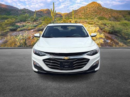 Summit White 2023 Chevrolet Malibu FWD 1LT