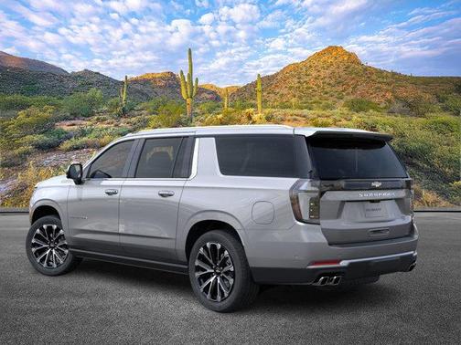 2025 Chevrolet Suburban 4WD High Country