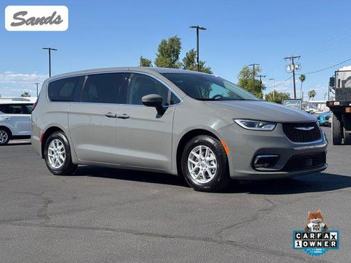 Ceramic Gray Clearcoat 2023 Chrysler Pacifica Touring L