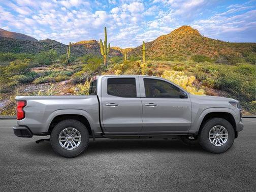 Sterling Gray Metallic 2026 Chevrolet Colorado LT