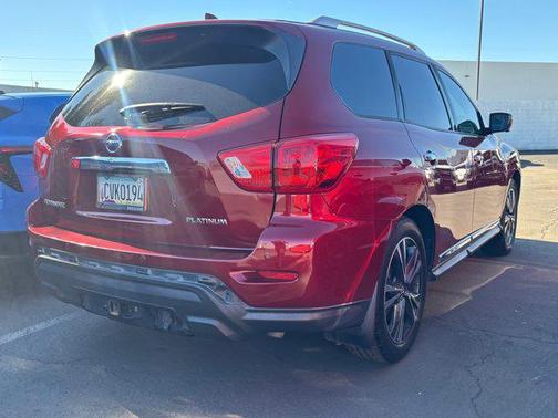 2019 Nissan Pathfinder Platinum