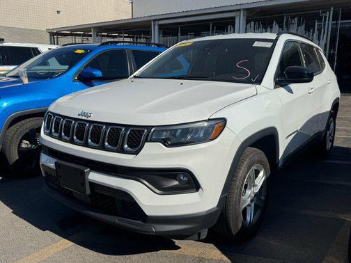 2023 Jeep Compass Latitude