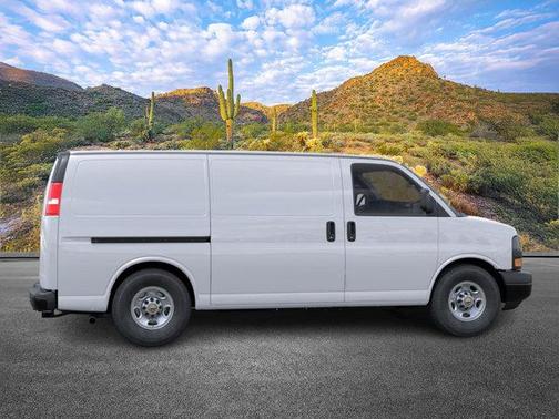 2025 Chevrolet Express 2500 RWD 2500 Regular Wheelbase WT