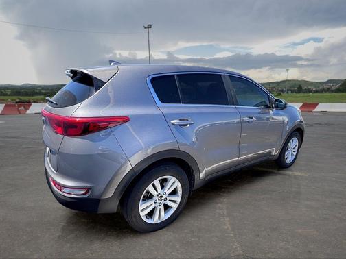 Mineral Silver 2018 Kia Sportage LX