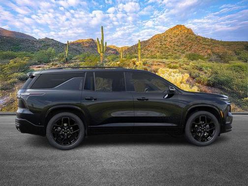 2025 Chevrolet Traverse RS