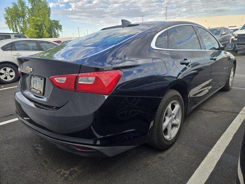 2017 Chevrolet Malibu 1LS