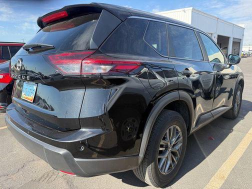 2024 Nissan Rogue S