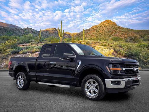 Agate Black Metallic 2025 Ford F-150 XLT
