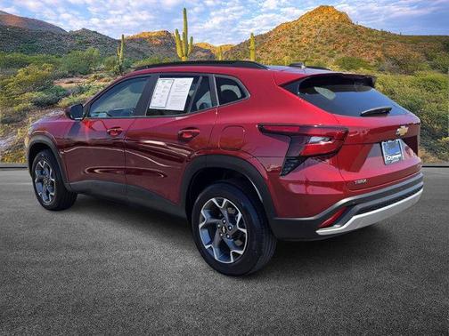 2024 Chevrolet Trax LT