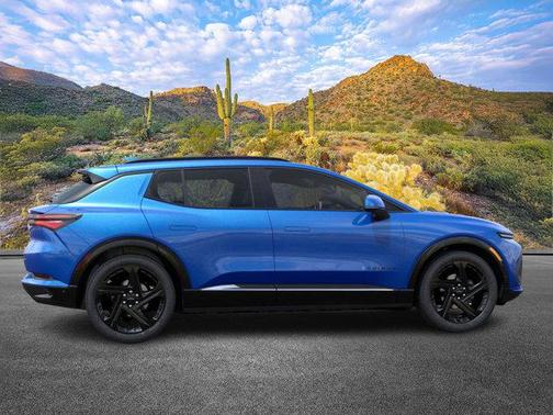 2025 Chevrolet Equinox EV RS
