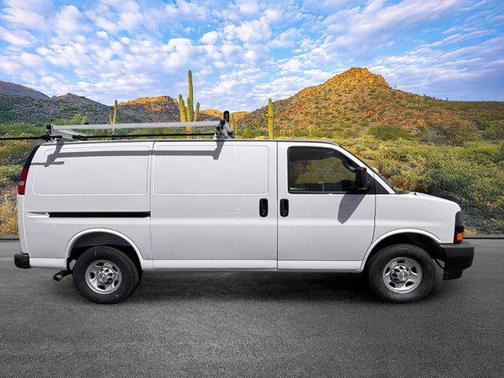 Summit White 2026 Chevrolet Express 2500 LT