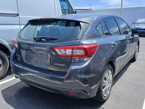 2019 Subaru Impreza 2.0i