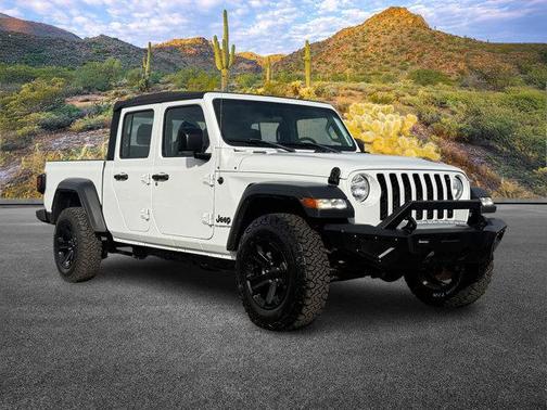 2022 Jeep Gladiator Sport