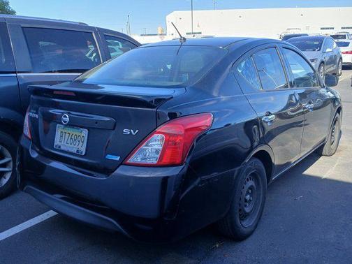 2016 Nissan Versa 1.6 SV