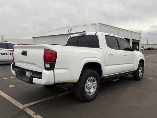 2022 Toyota Tacoma SR