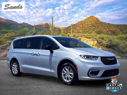 Silver Mist Clearcoat 2024 Chrysler Pacifica Touring L
