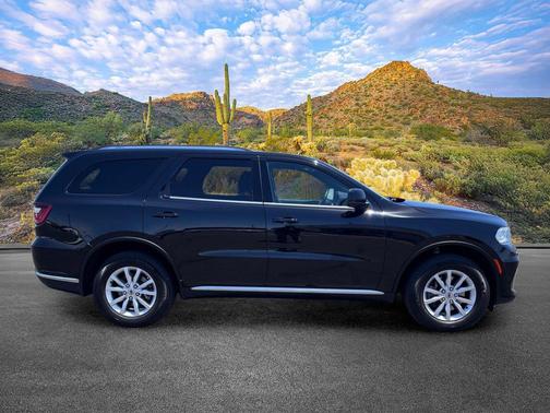 DB Black Clearcoat 2023 Dodge Durango SXT AWD