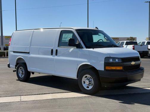 2025 Chevrolet Express 2500 RWD 2500 Regular Wheelbase WT