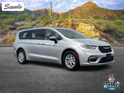 Silver Mist Clearcoat 2023 Chrysler Pacifica Touring L