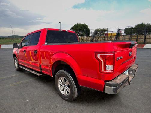 Red 2015 Ford F-150 XLT