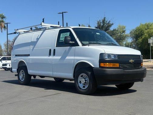 2025 Chevrolet Express 2500 RWD 2500 Regular Wheelbase WT