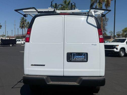 2025 Chevrolet Express 2500 RWD 2500 Regular Wheelbase WT