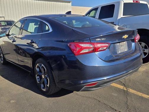 2022 Chevrolet Malibu FWD LT