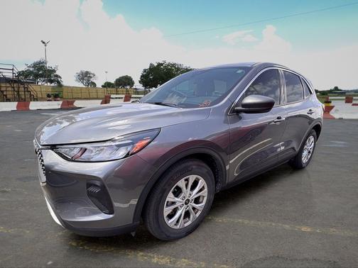 Carbonized Gray Metallic 2024 Ford Escape Active